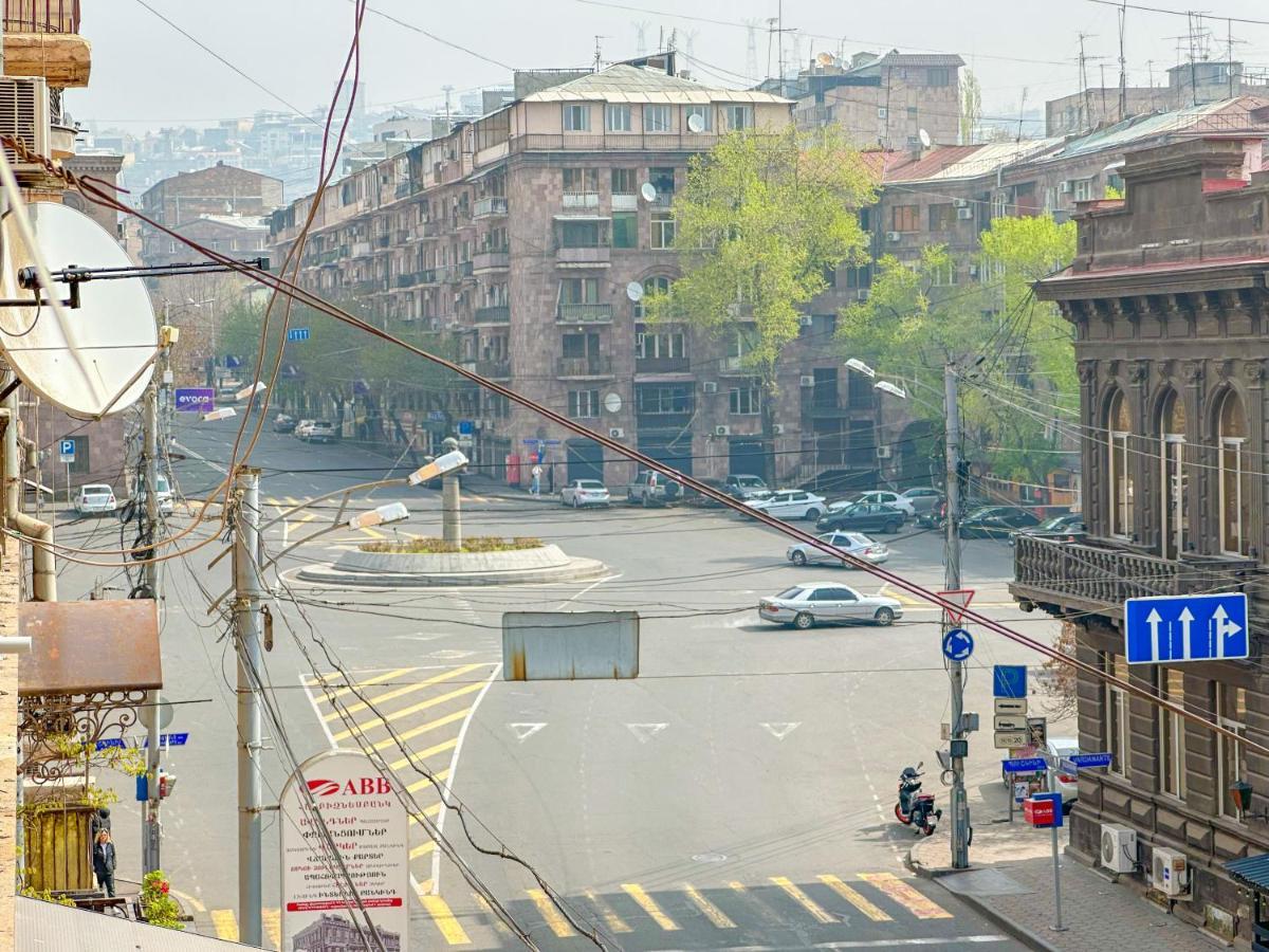 Apartment с французским балконом