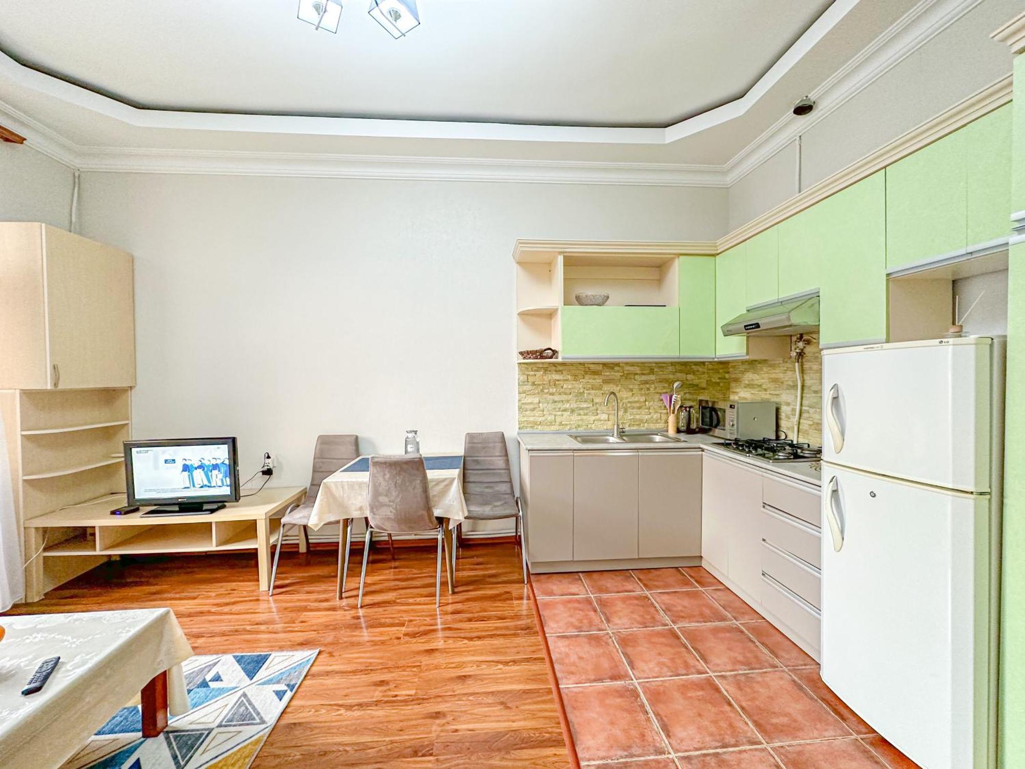 с французским балконом Apartment *